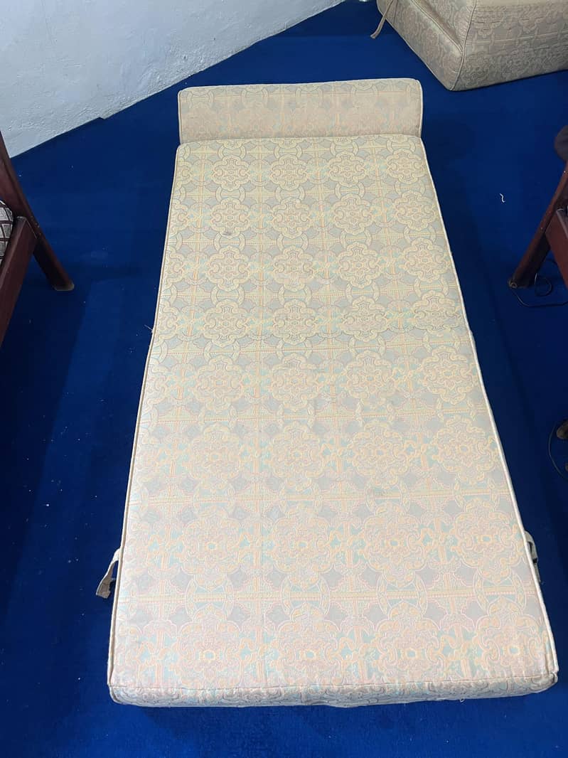 2 sofa cumbed 4