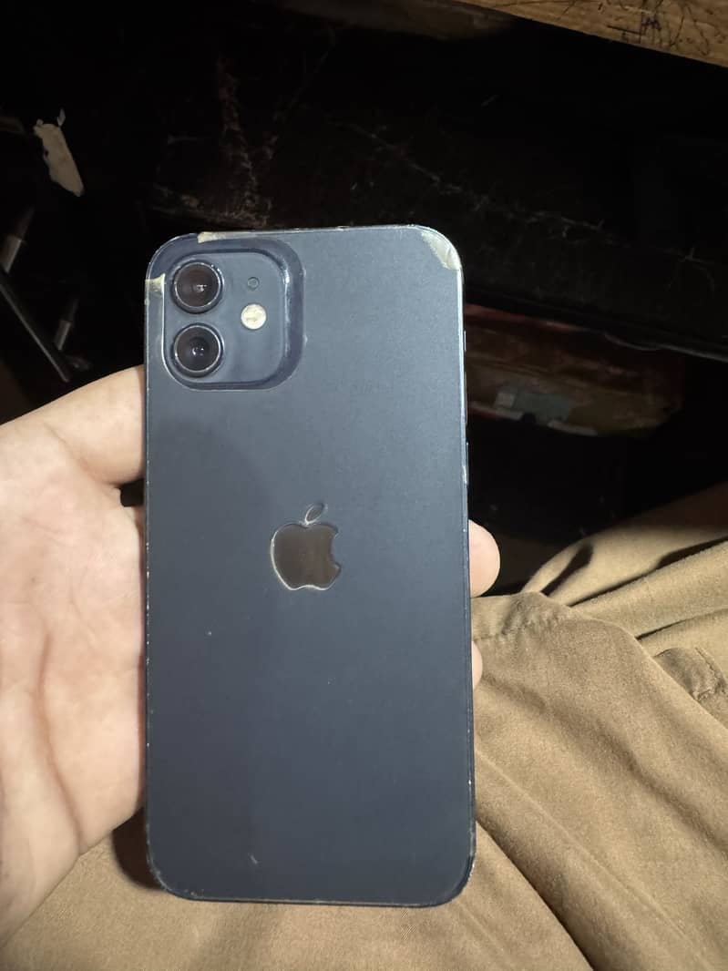 Apple iPhone 12 2