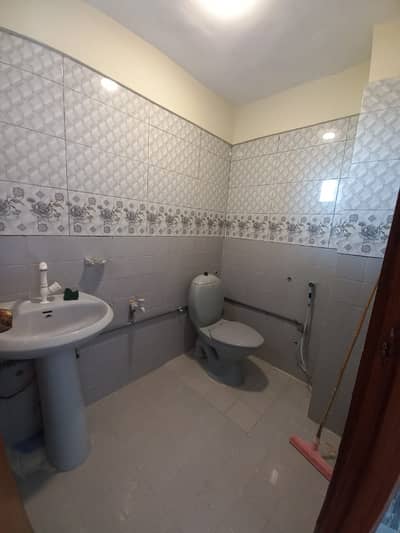 three bed dd apartment for sale in johar
