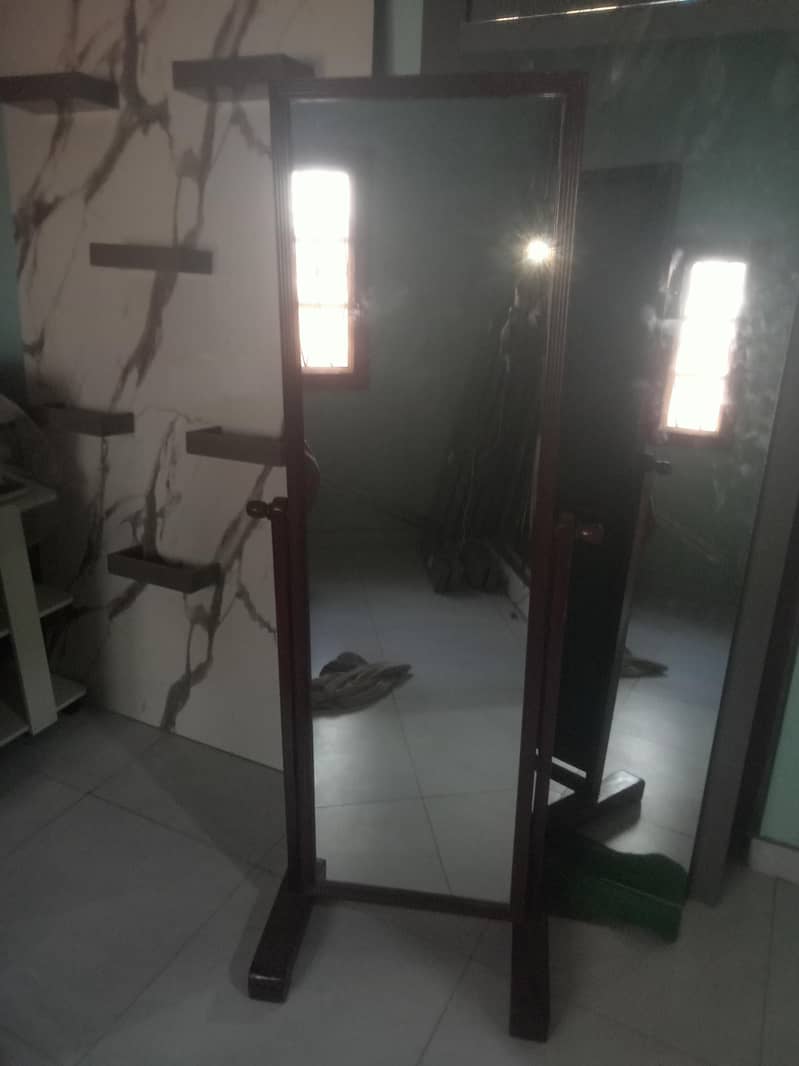 mirror 0