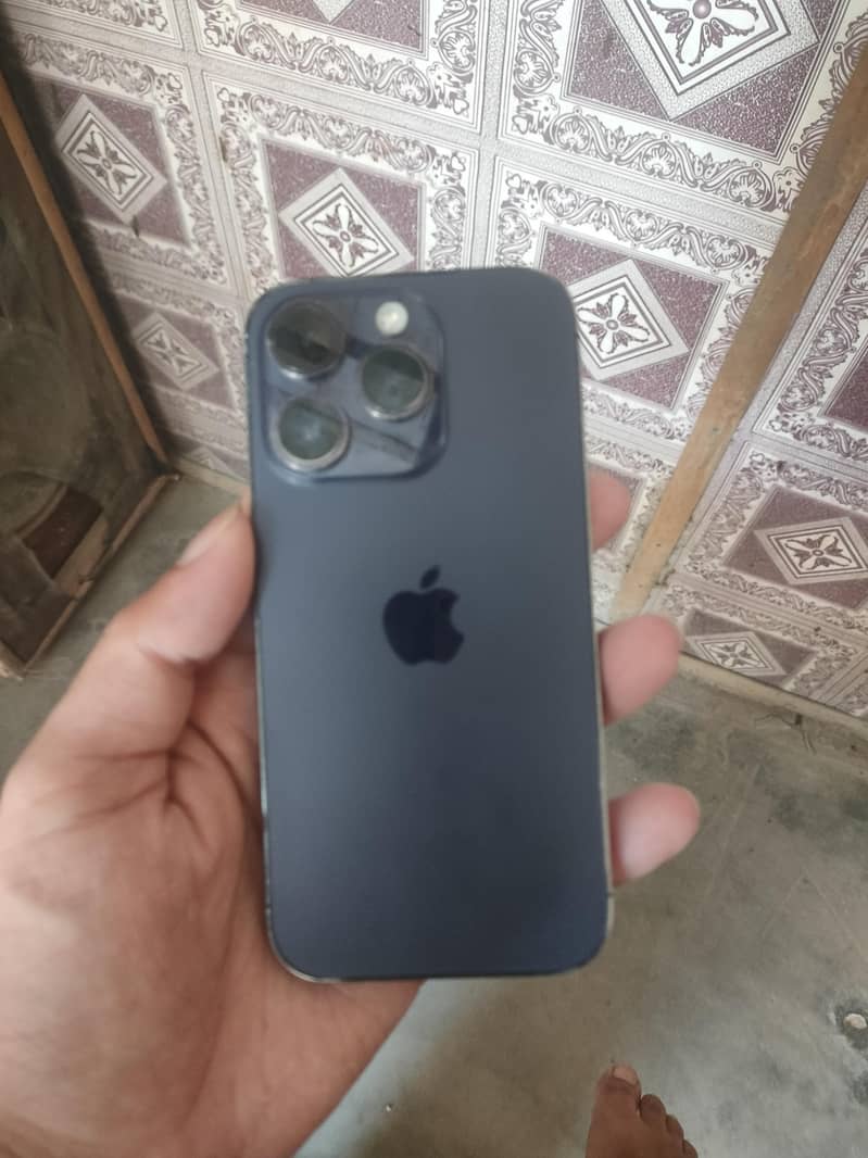 Apple iPhone 14 Pro 0
