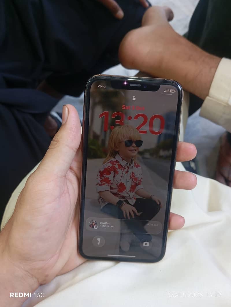 Apple iPhone 11 Pro 3