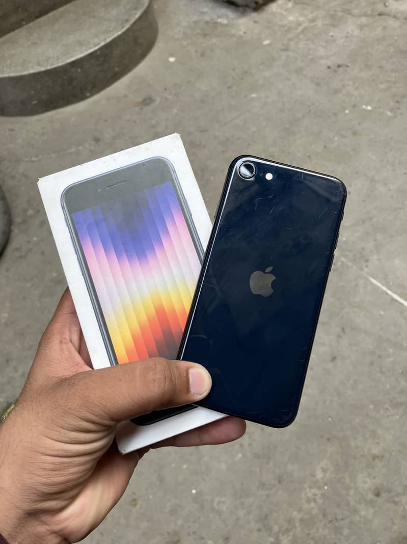 Apple iPhone SE 0