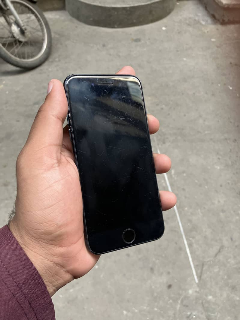 Apple iPhone SE 2