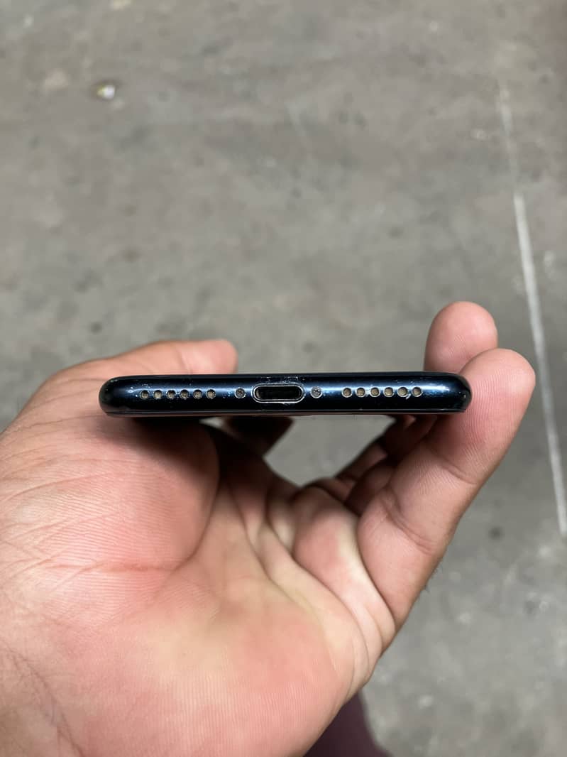 Apple iPhone SE 4