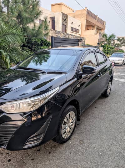 Yaris 1.3, auto bank leased