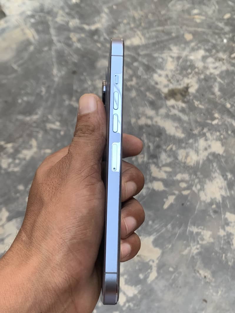 Apple iPhone 13 Pro Max 5