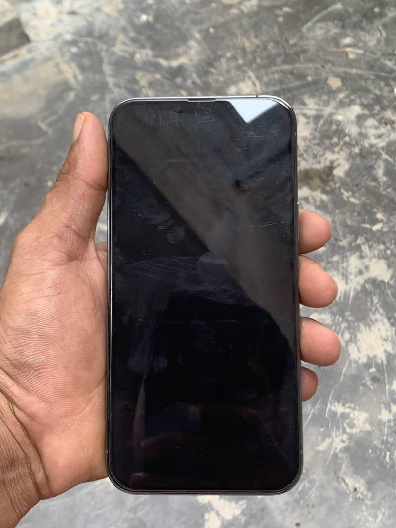 Apple iPhone 13 Pro Max 6
