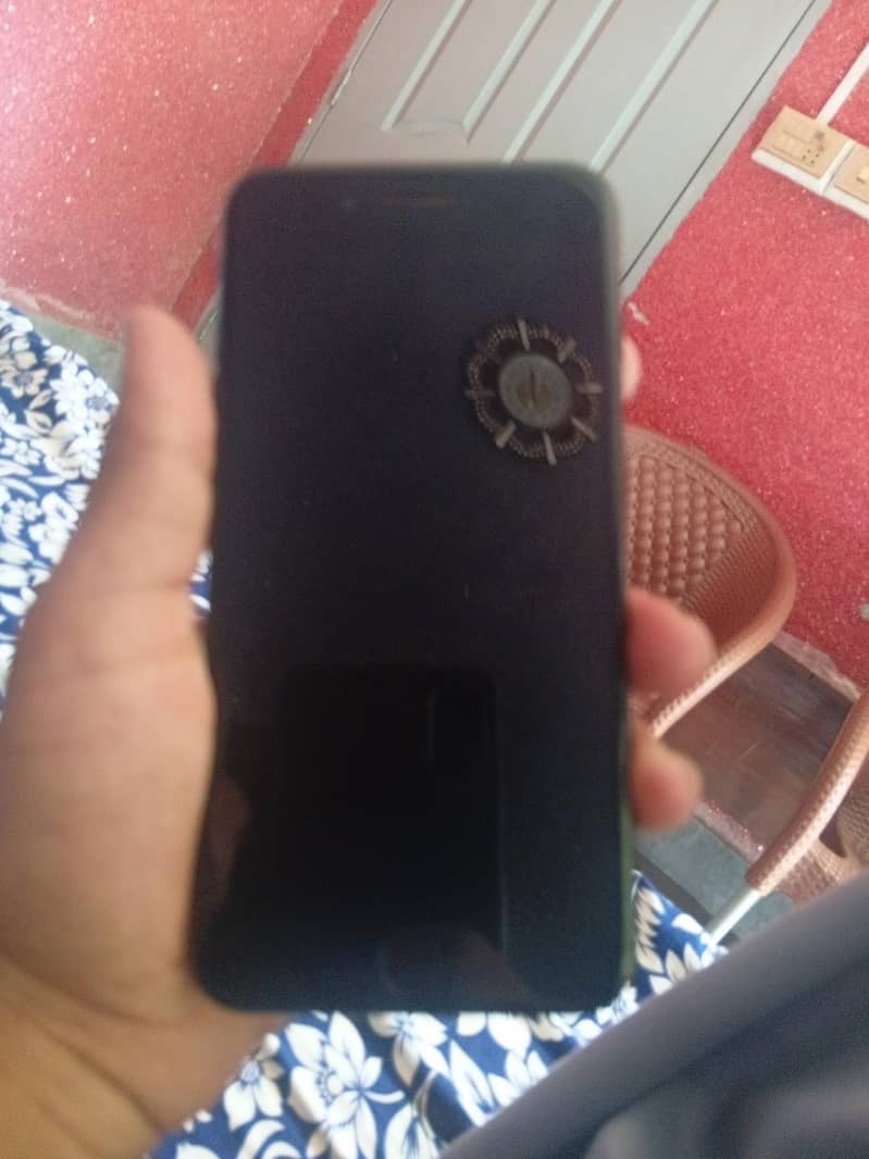 Apple iPhone 7 Plus 1