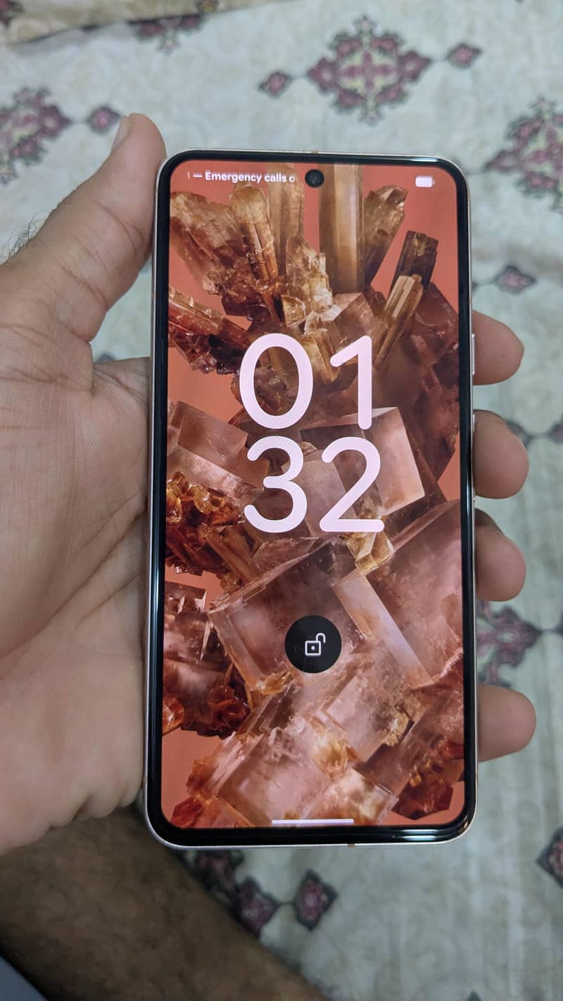 Google Pixel 8 1
