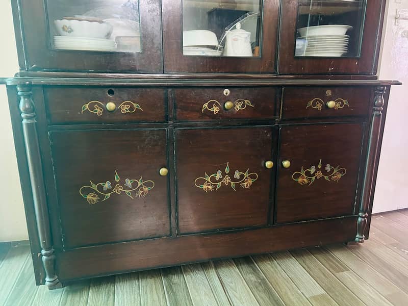 wood showcase 2