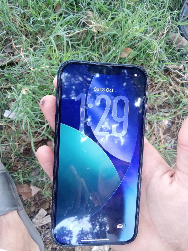 Apple iPhone 13 1