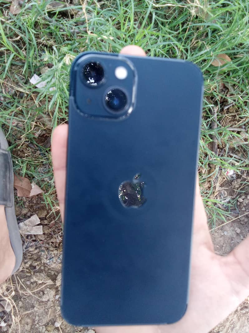 Apple iPhone 13 2