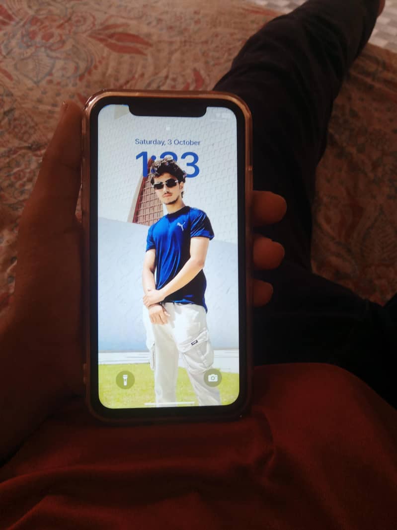 Apple iPhone XR 1