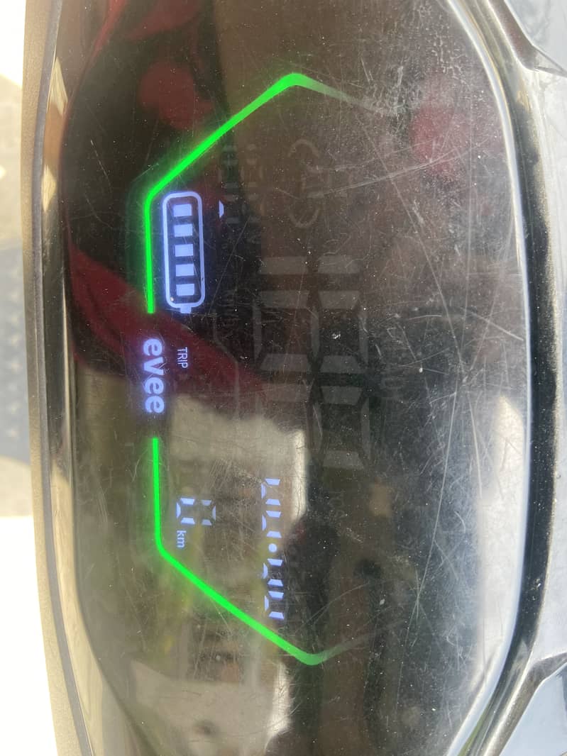 EVEE MITO PLUS 2
