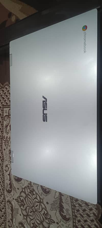 laptop chrome book