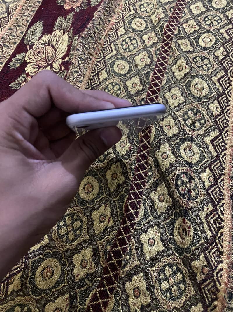 Apple iPhone SE 5