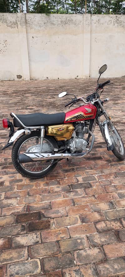 honda cg125 gold special edition 2024 excellent condition