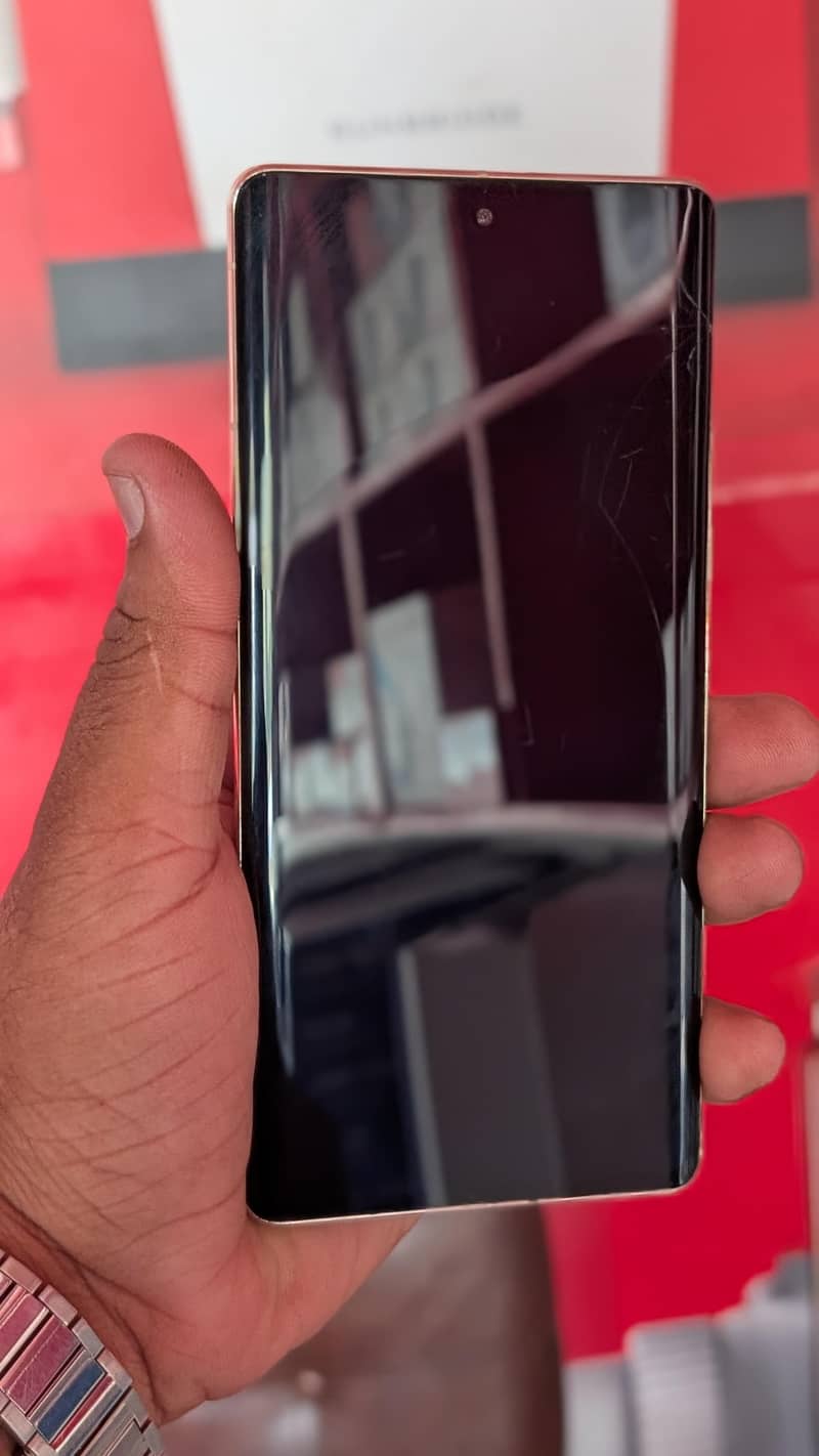 Google Pixel 7 Pro 10