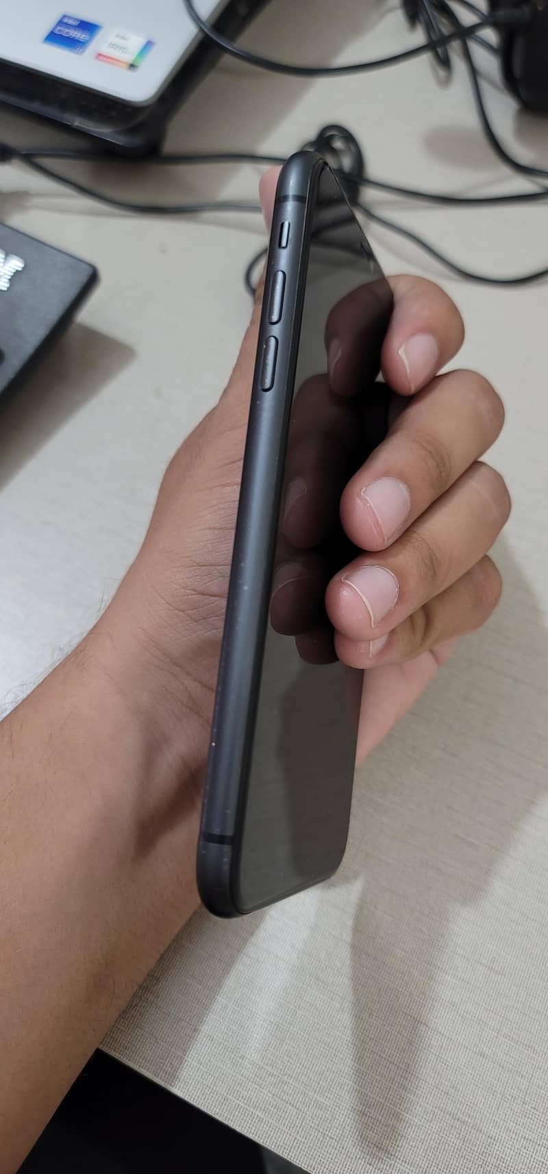 Apple iPhone 11 3