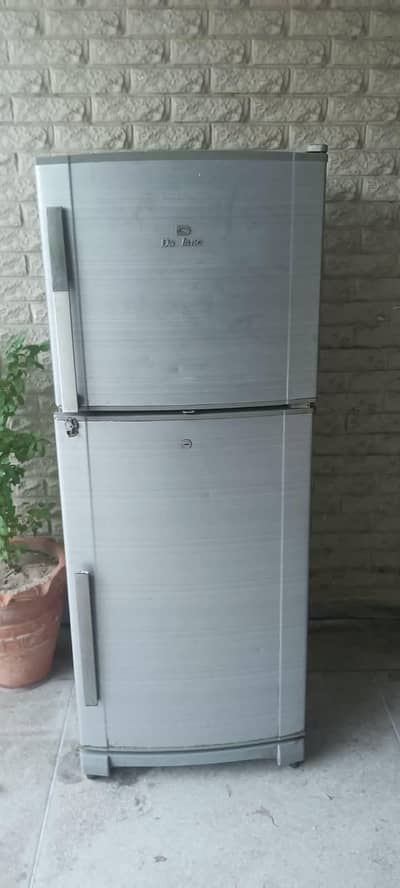 Standard Dawlance Fridge For Sale