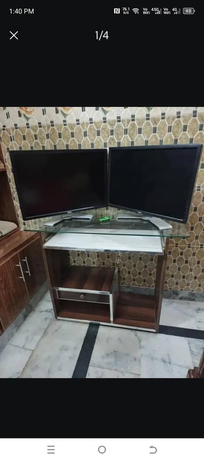 Computer Table for sale