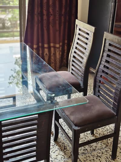 Dining table 13.5 k final with 4 chair's 03003081669