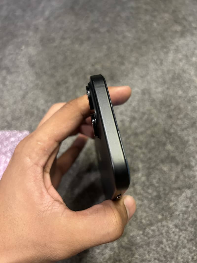 Apple iPhone 15 jv 4