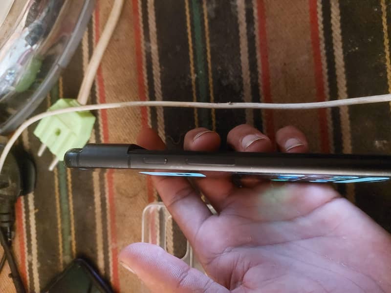 Google Pixel 8 2