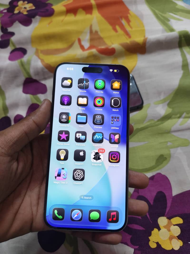 Apple iPhone 15 Pro Max 6