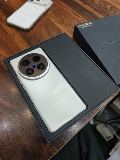Vivo X100 Ultra 16/512