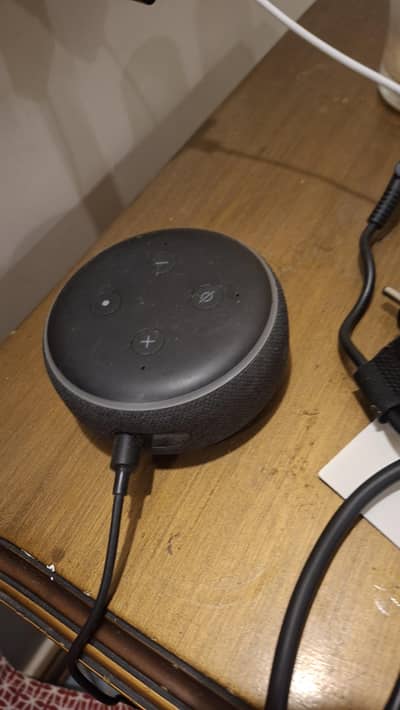 Amazon Alexa echo dot 3