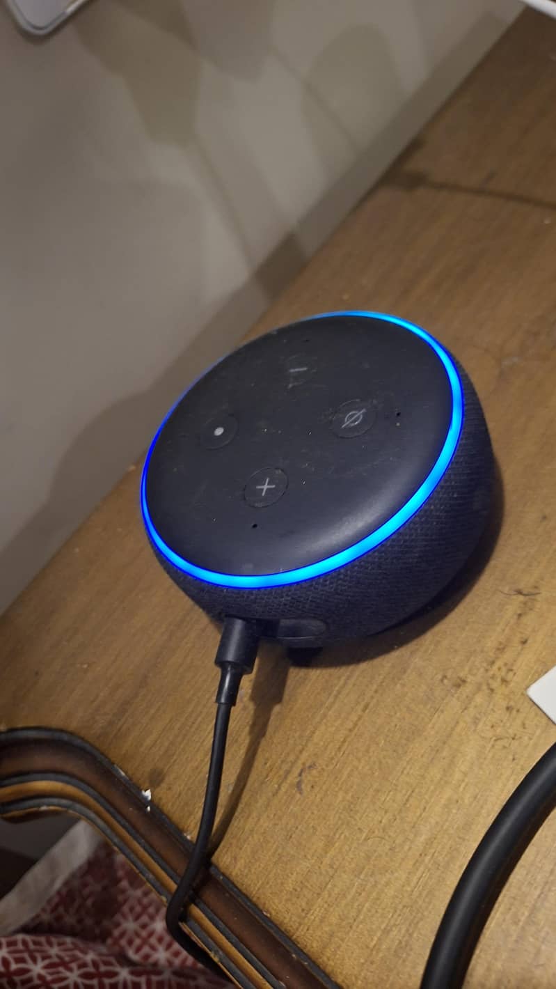 Amazon Alexa echo dot 3 1