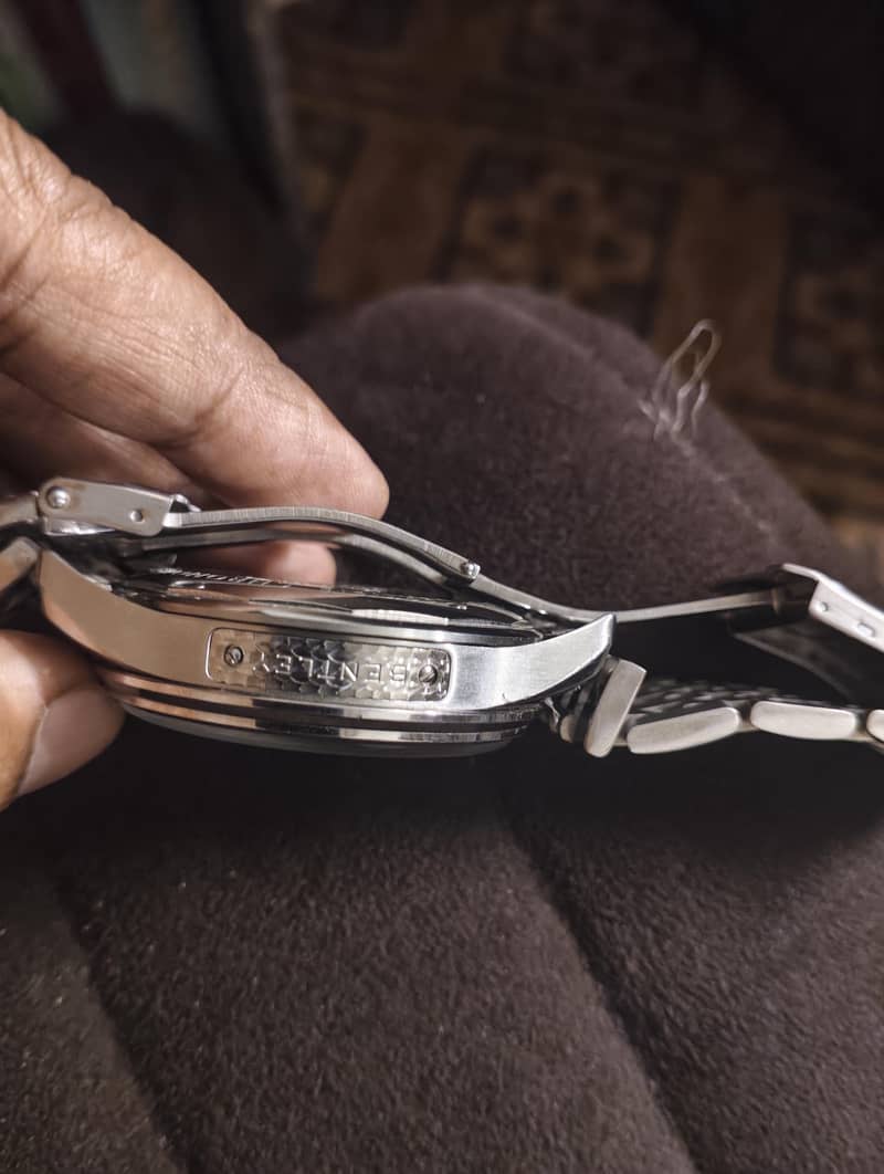 Automatic hand watch 4