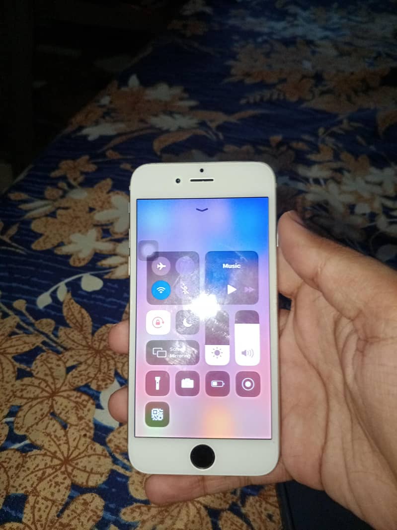 Apple iPhone 6 8