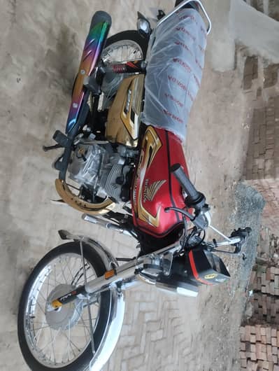 Honda 125 salf satrat bic for sale 26 modal 03451400338 03464952094