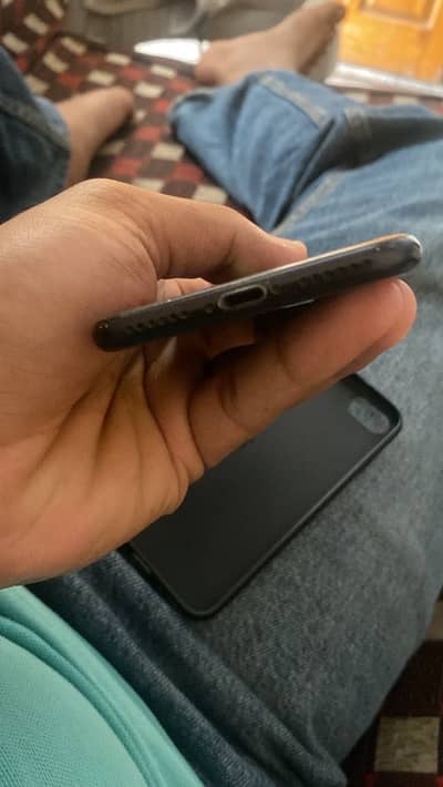 Apple iPhone SE 2020