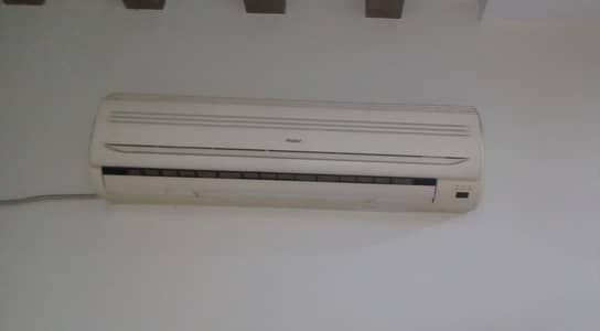 split AC 1.5 to in working conditio