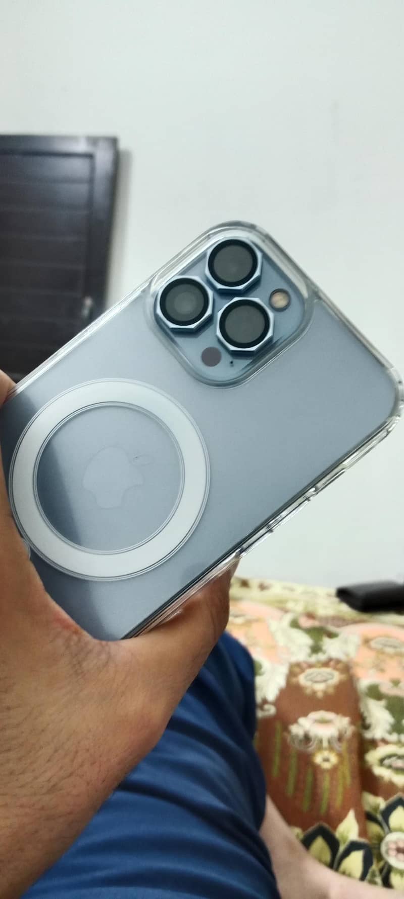 Apple iPhone 13 Pro Max 4