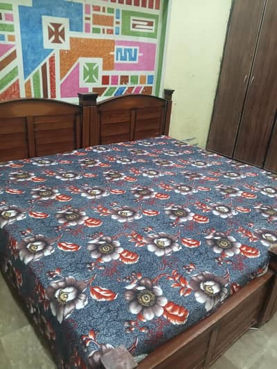 beautiful single bed pair without mattress.
