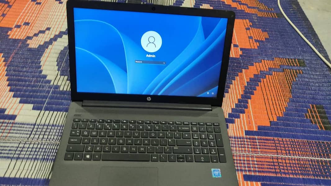 laptop 0
