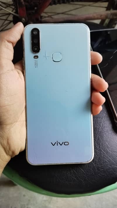 Vivo Y17