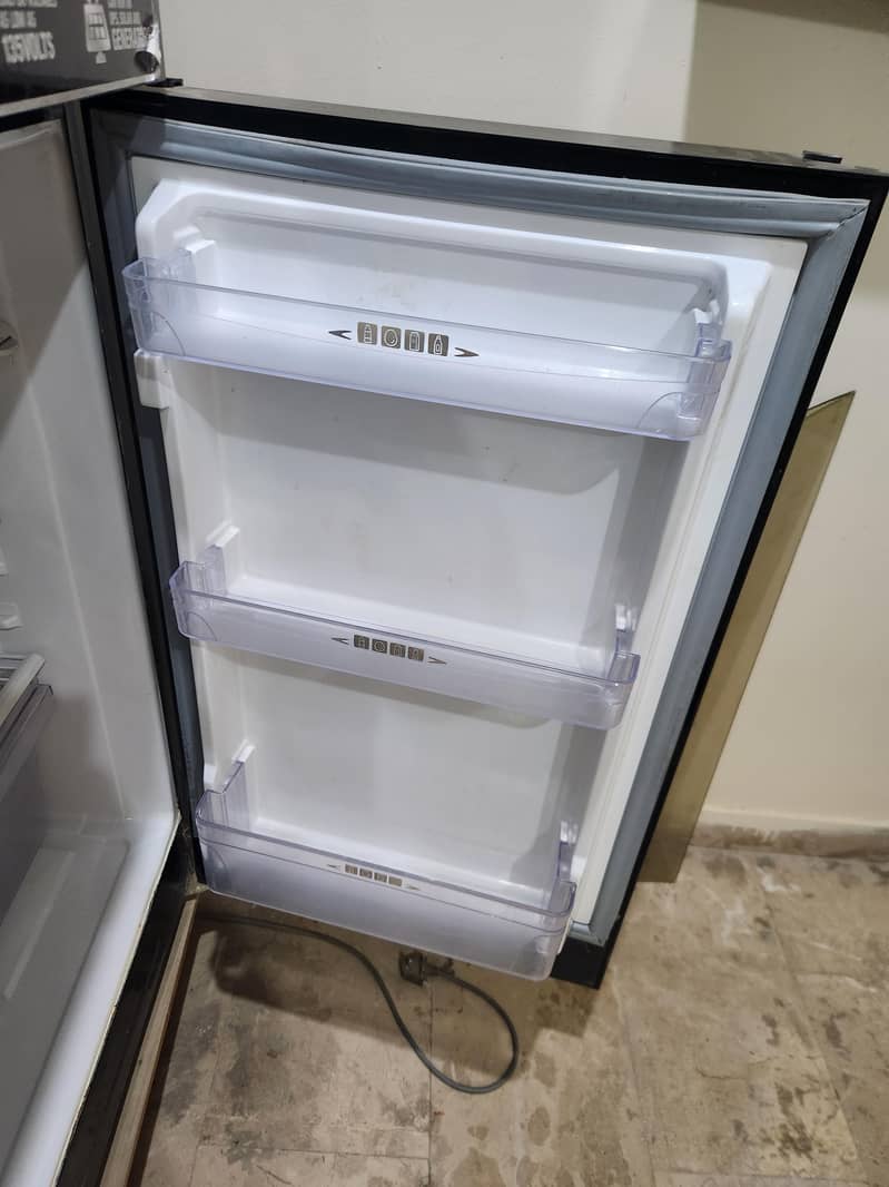 Refrigrator 6