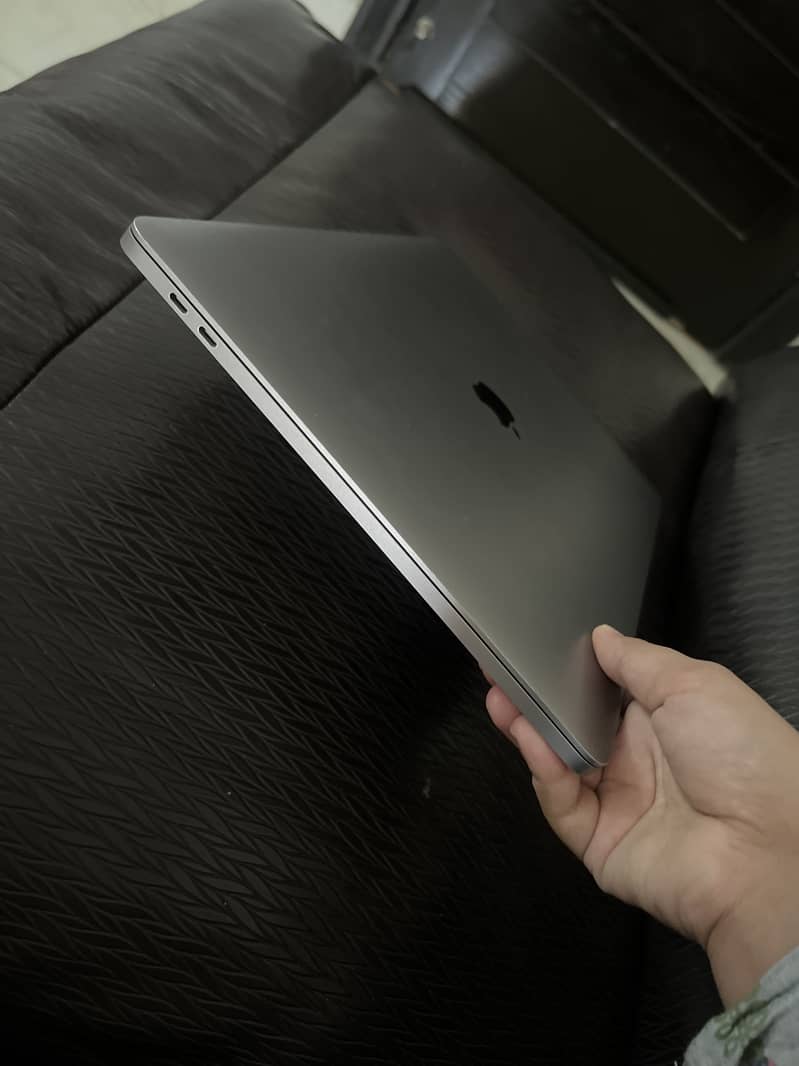 MacBook 2019 5