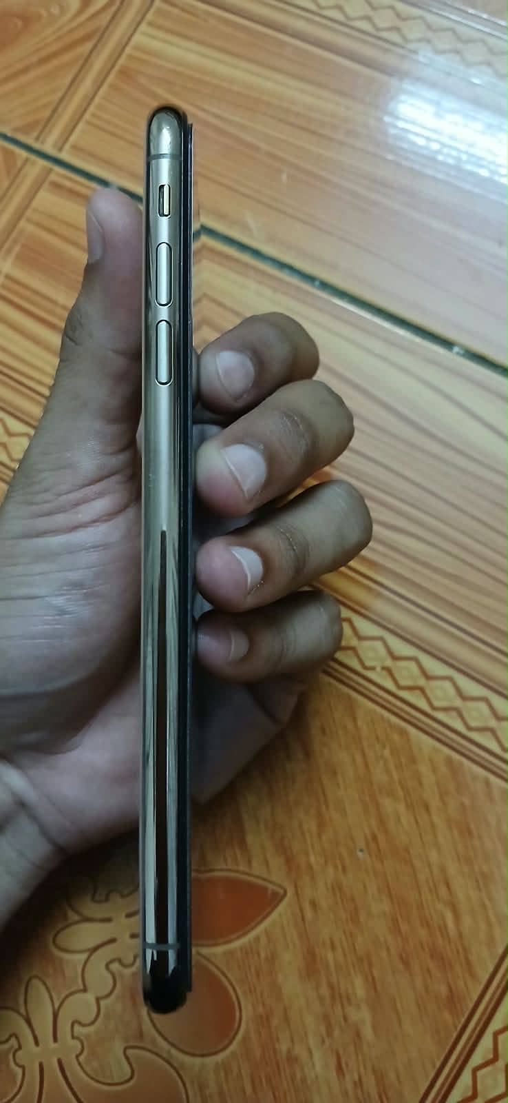 Apple iPhone XS Max 2