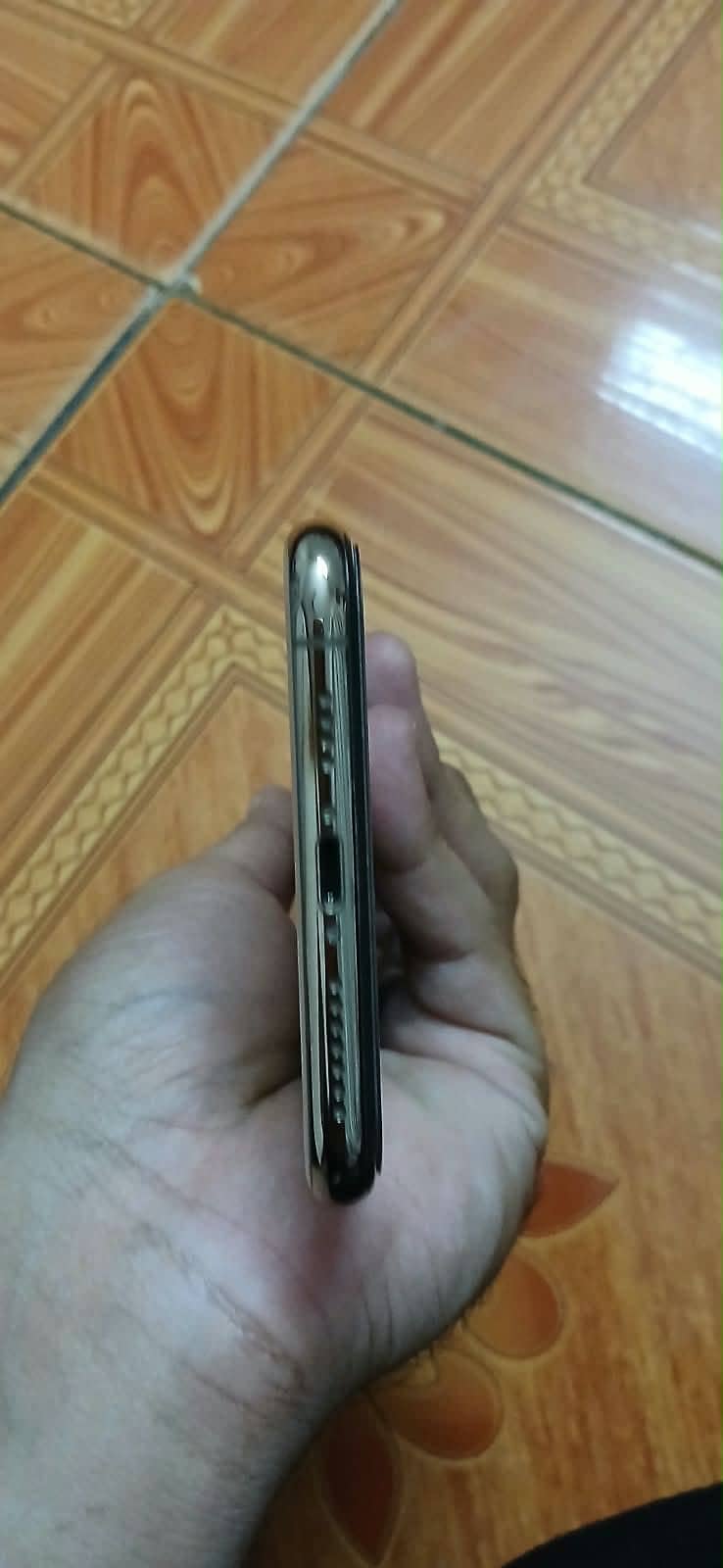 Apple iPhone XS Max 5