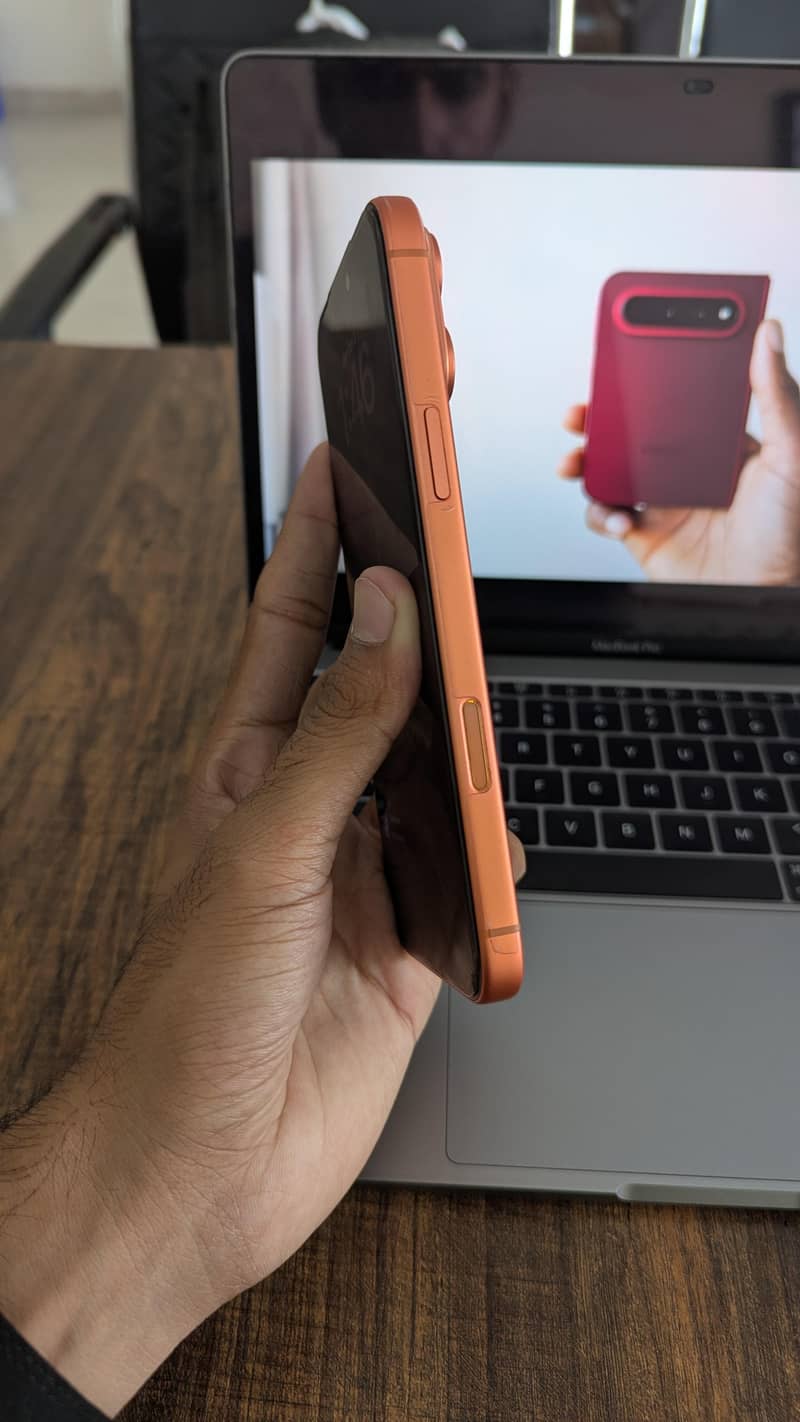 Apple iPhone 17 Pro Max 1