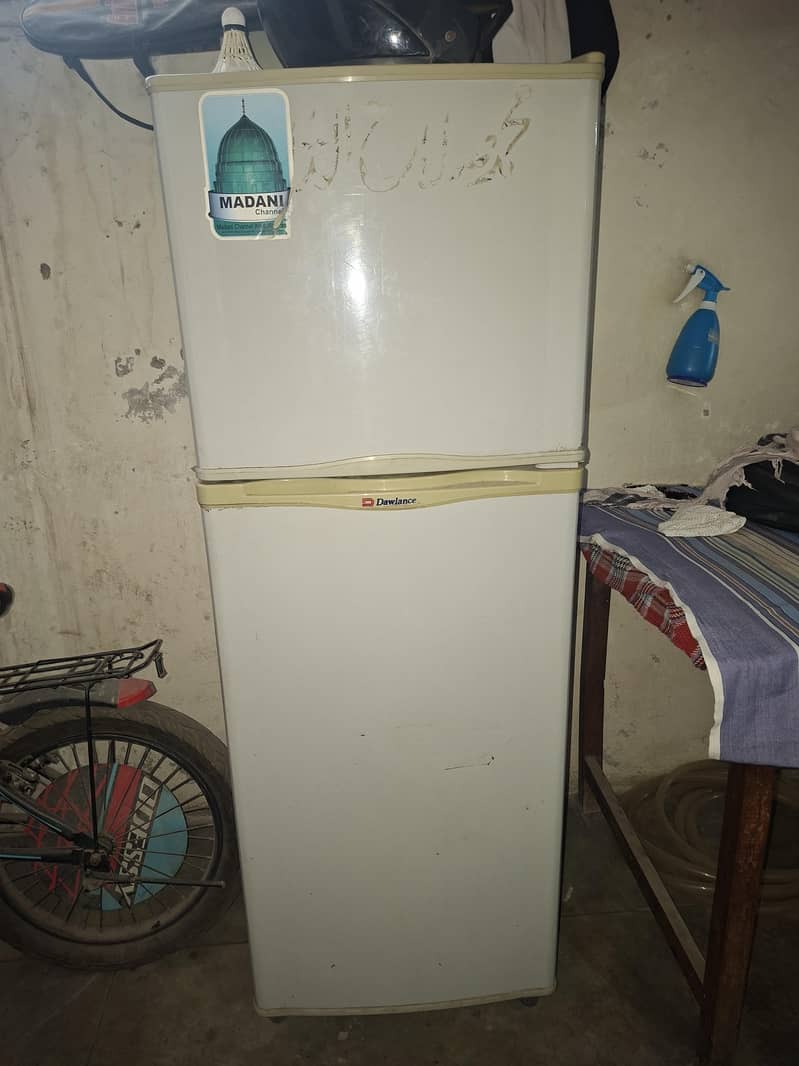 dawlance Mini refrigerator 1