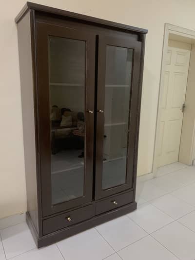 Showcase and bed bench for sale