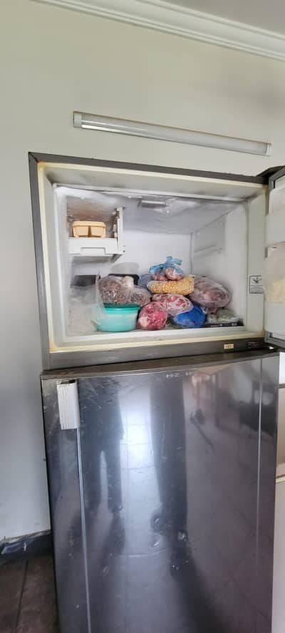 Dawlance fridge freezer